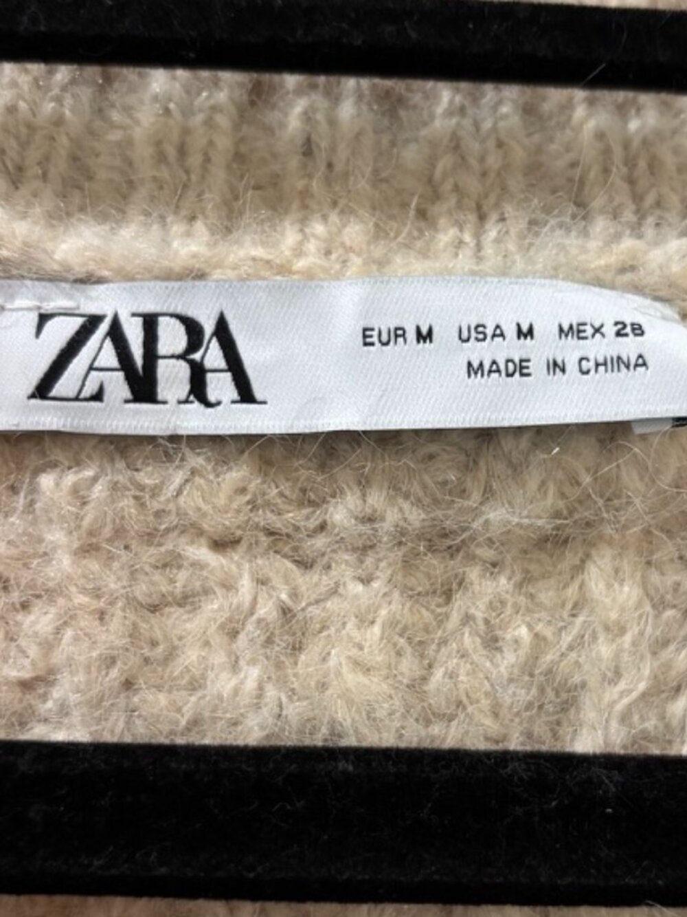 ZARA Matching Floral Knit Sweater Vest Appliqué Cream V-Neck Size Medium - Picture 5 of 10